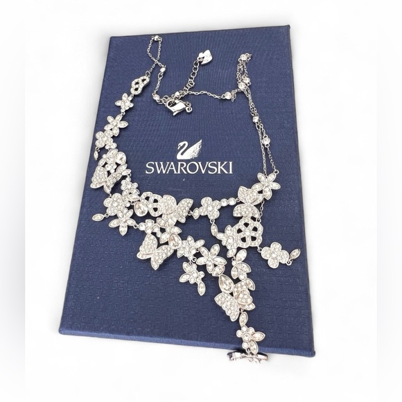 NEW Swarovski ALL AROUND EDEN NECKLACE Butterfly Clover 5190281 MINT IN BOX!